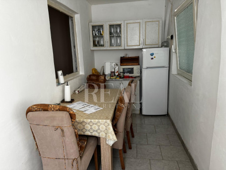 5 rooms, Apartment, 100m², 1 Floor