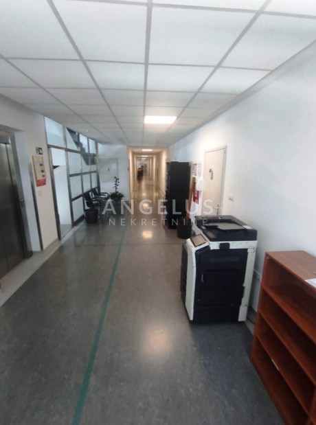 652m², Office, 2 Floor