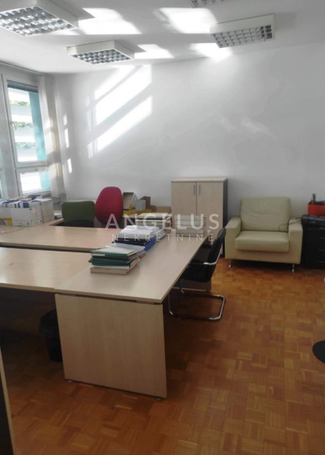 652m², Office, 2 Floor