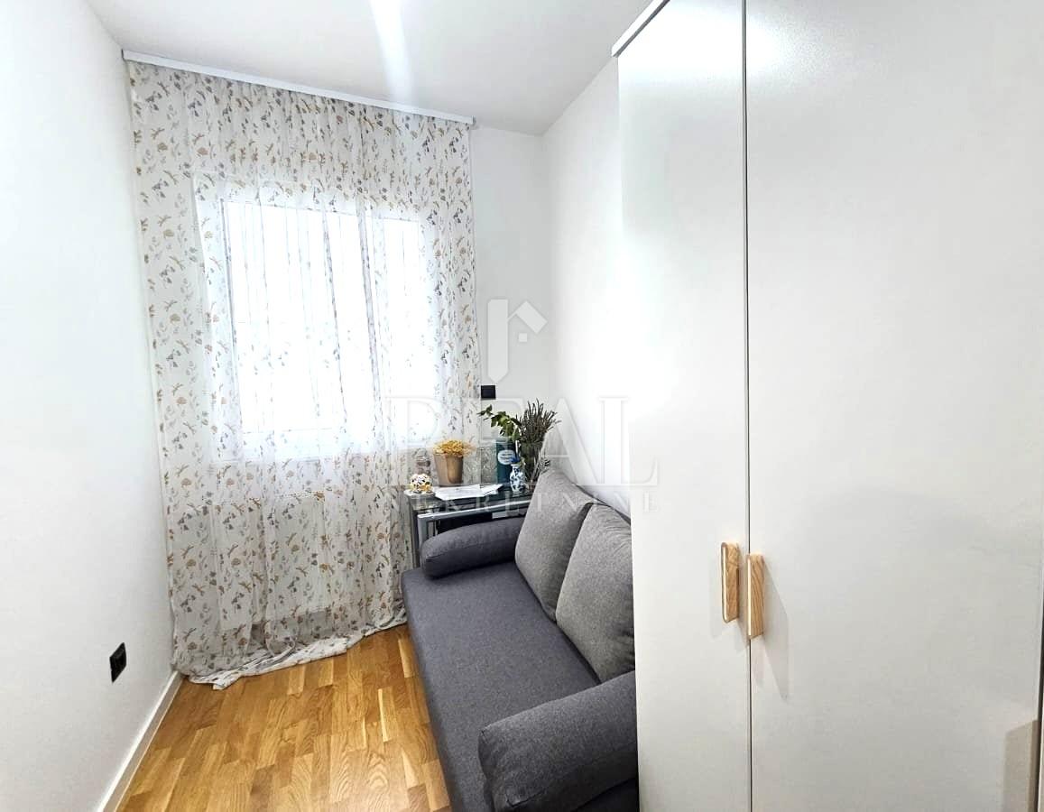 3-к, Квартира, 57м², 4 Этаж