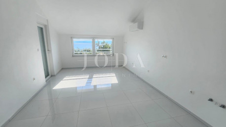 4 rooms, Apartment, 109m², 1 Floor