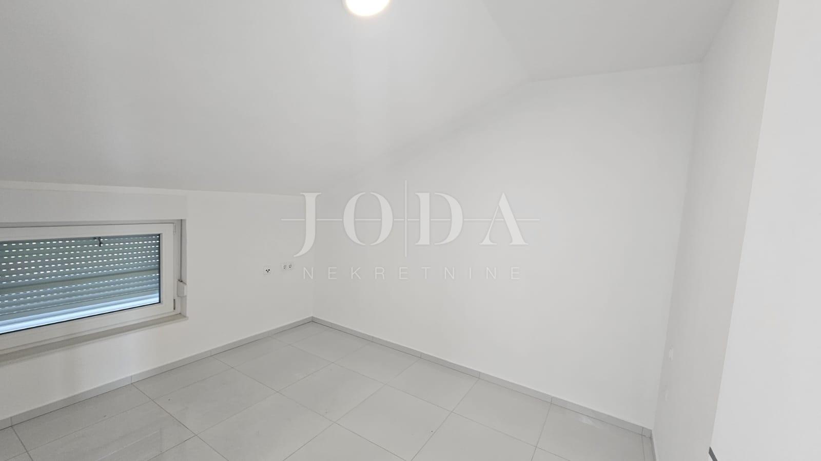 4-locale, Appartamento, 103m², 1 Piano