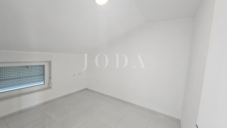 4-locale, Appartamento, 103m², 1 Piano