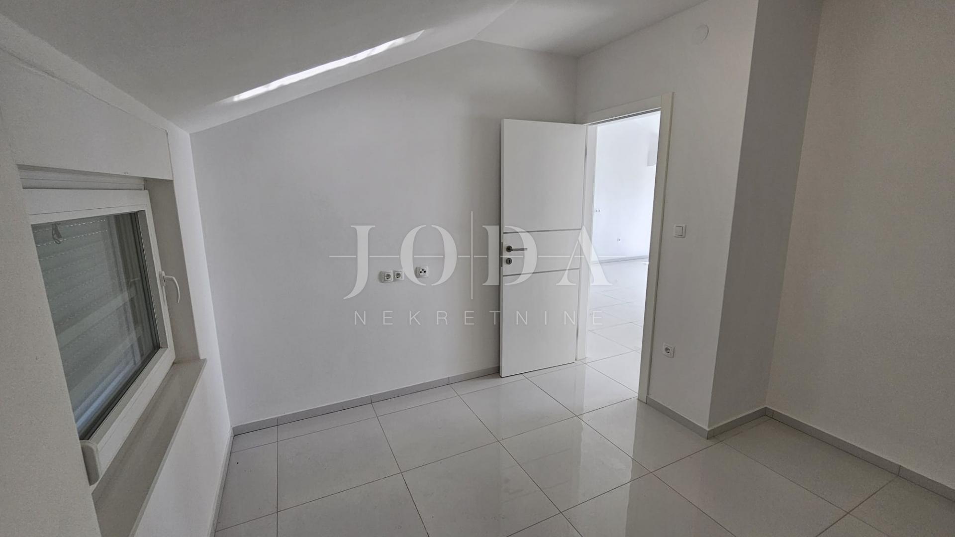 5-locale, Appartamento, 106m², 1 Piano